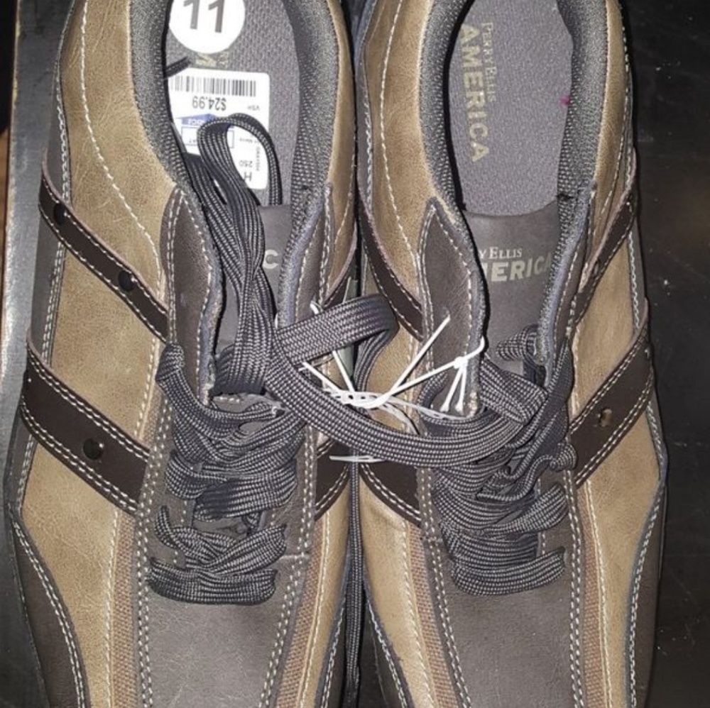 Mens Perry Ellis shoes
